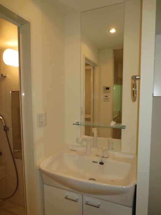 物件内観写真13　(洗面)