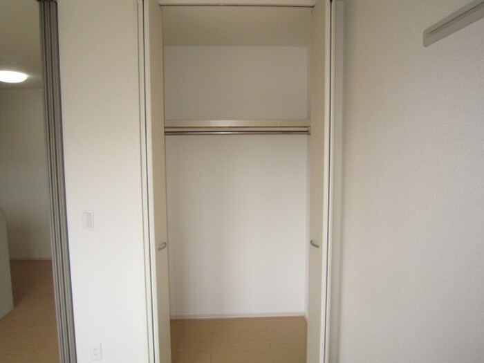 物件内観写真13　(収納)
