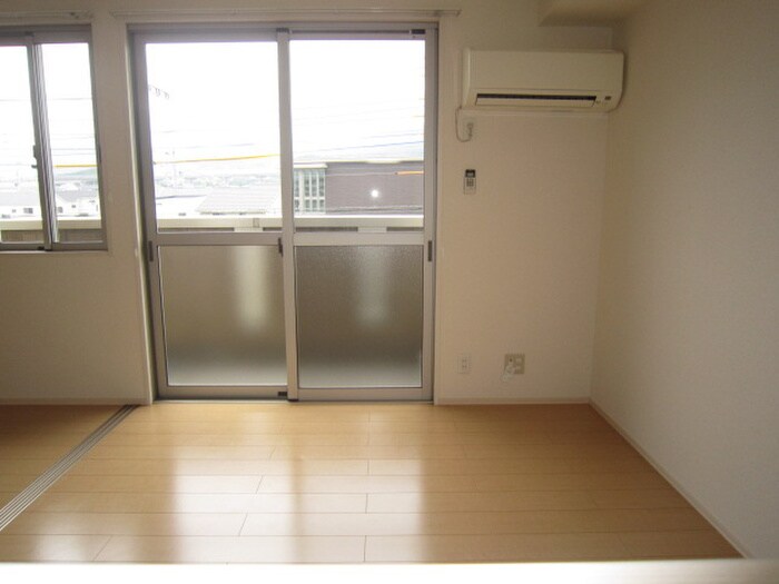 物件内観写真16　(居室)