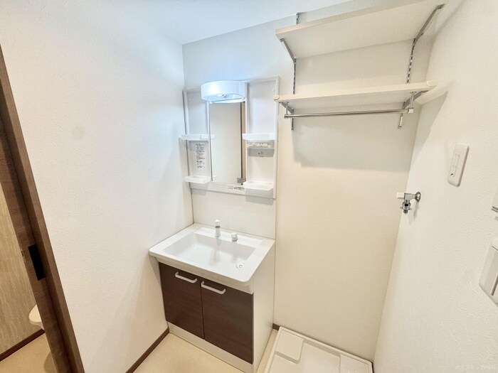 物件内観写真7　(洗面)