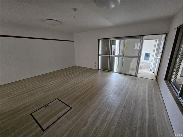 物件内観写真3　(居室)