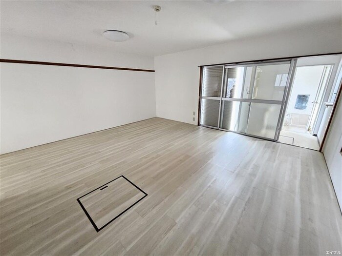 物件内観写真4　(居室)