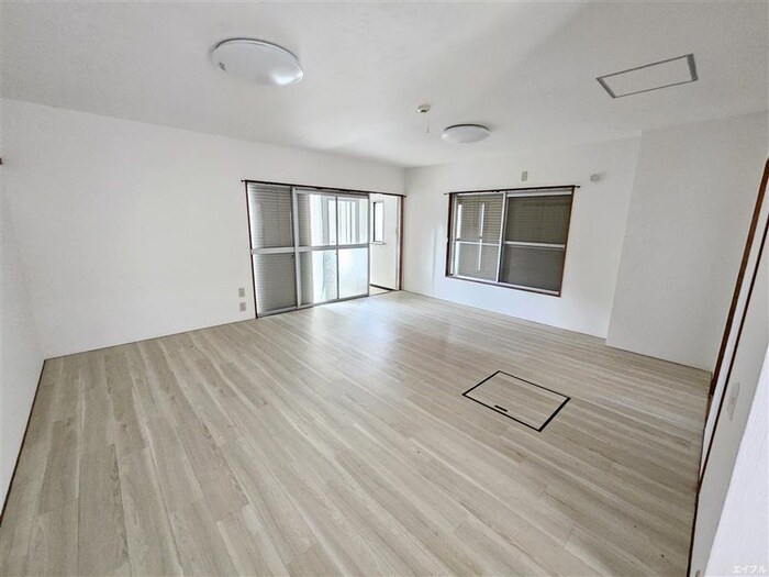 物件内観写真5　(居室)