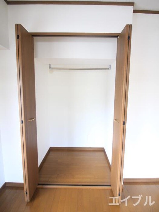 物件内観写真10　(収納)