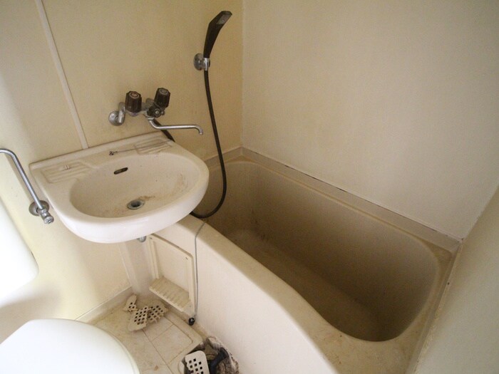 物件内観写真12　(バス／シャワールーム等)