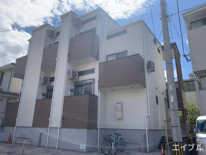 物件外観写真1　(外観写真)