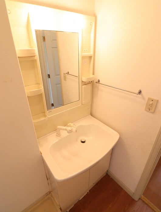 物件内観写真12　(洗面)