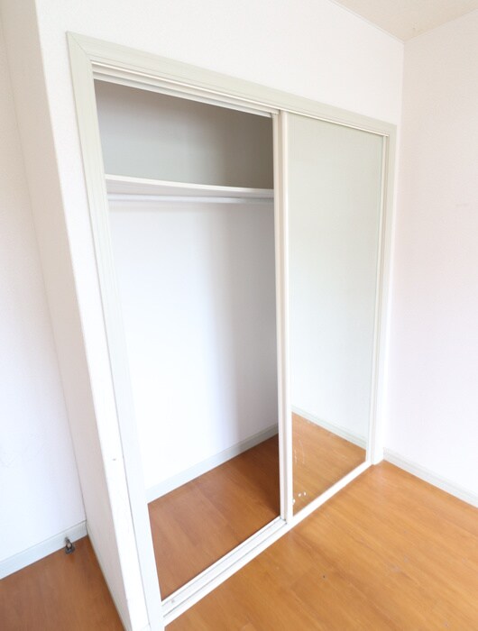 物件内観写真15　(収納)