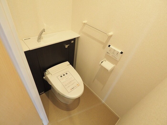 物件内観写真10　(トイレ)