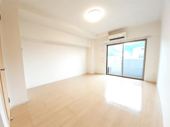 物件内観写真11　(居室)