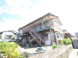 若竹コ－ポ外観写真