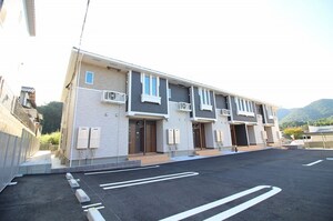 クレメント南小倉　弐番館外観写真