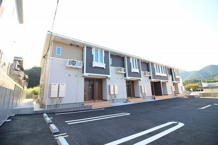 クレメント南小倉　弐番館外観写真