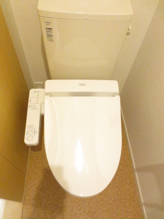 物件内観写真15　(トイレ)