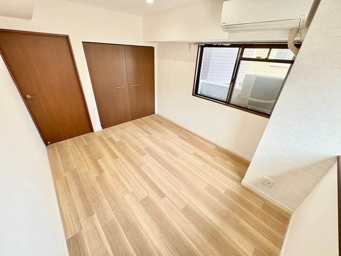 物件内観写真9　(居室)