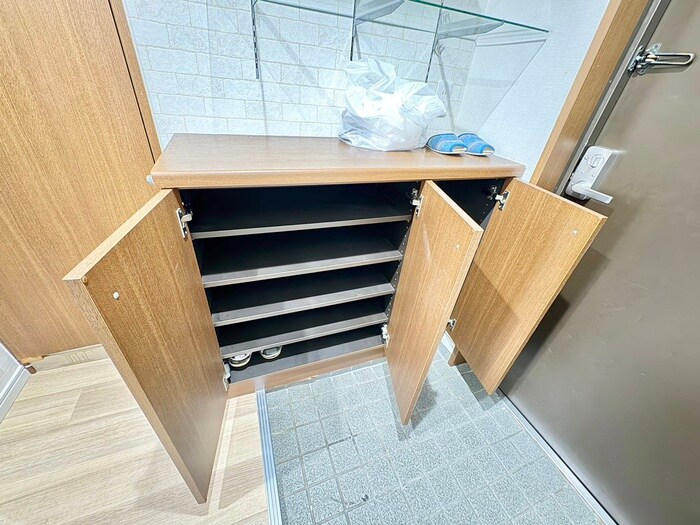 物件内観写真17　(靴箱)