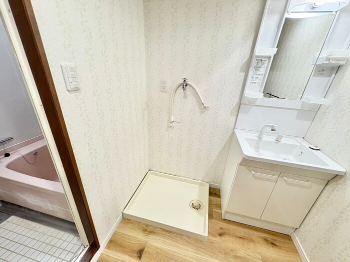 物件内観写真19　(洗濯機置場)