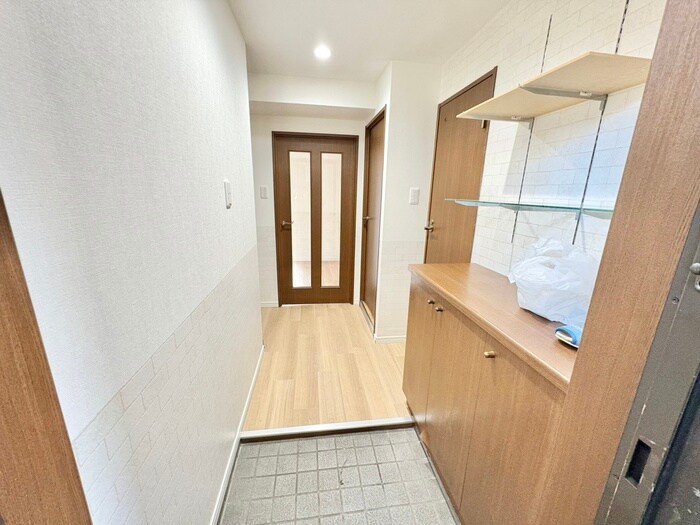 物件内観写真20　(廊下)