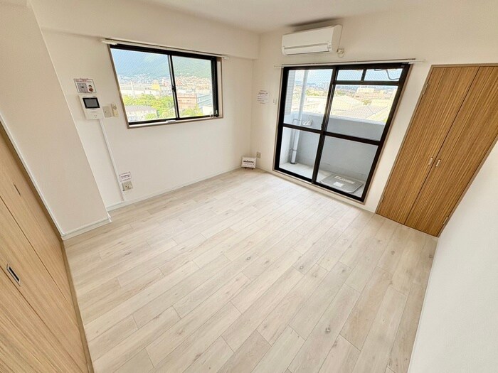 物件内観写真5　(居室)