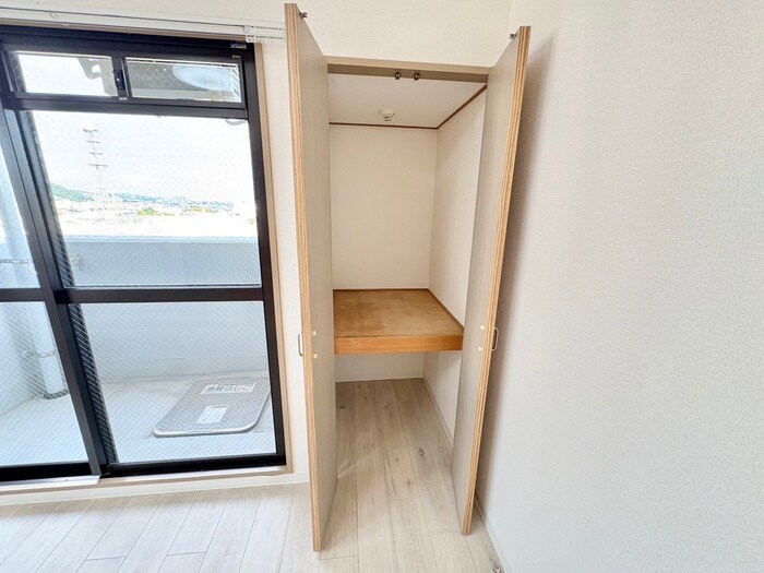 物件内観写真11　(収納)