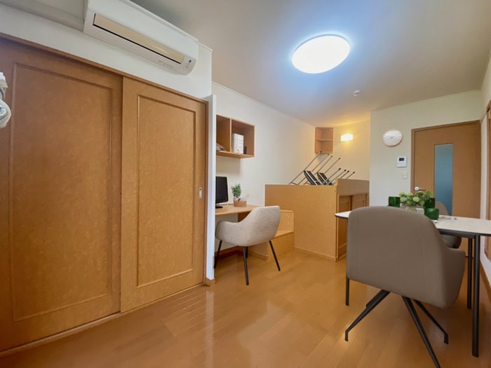 物件内観写真4　(居室)