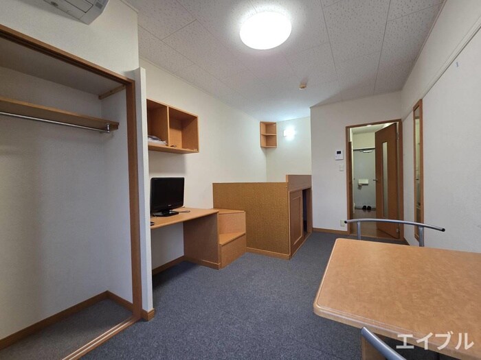 物件内観写真5　(居室)