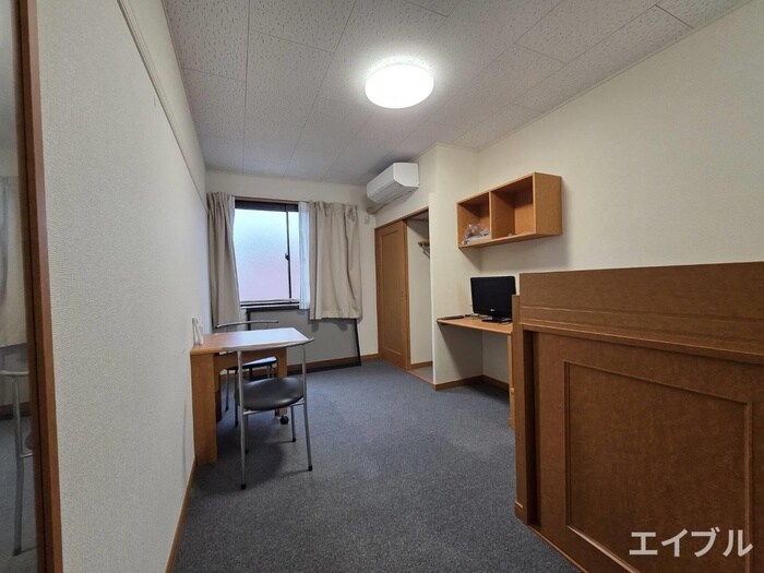 物件内観写真6　(居室)