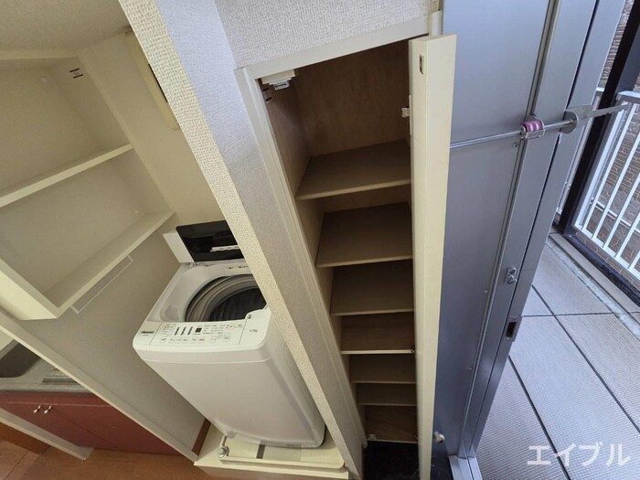 物件内観写真9　(靴箱)