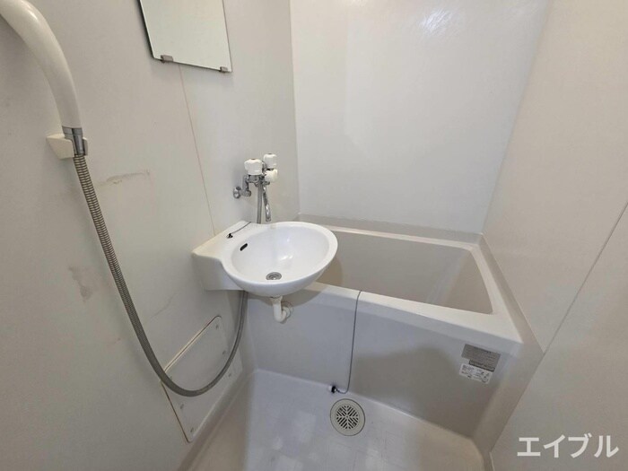 物件内観写真10　(洗面)