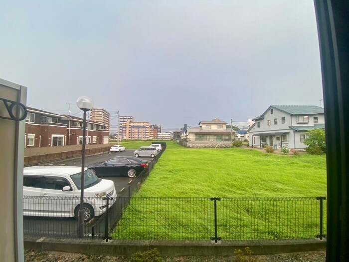 物件内観写真19　(室内からの展望)