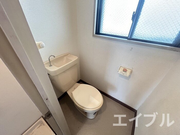 物件内観写真14　(トイレ)