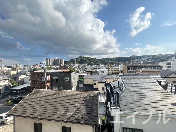 物件内観写真18　(室内からの展望)