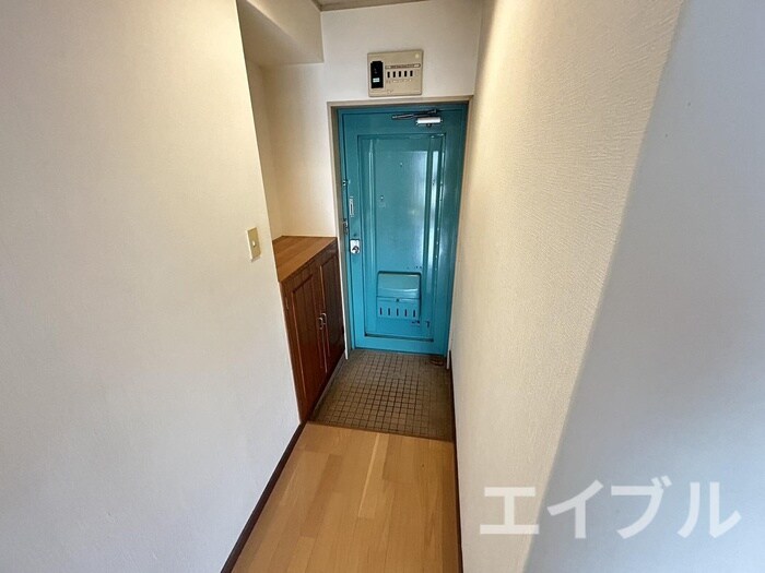 物件内観写真19　(玄関)