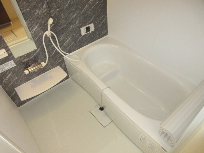 物件内観写真13　(バス／シャワールーム等)