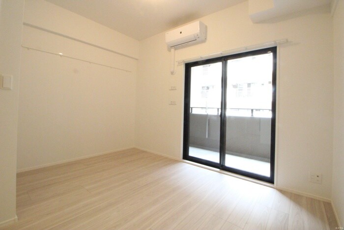 物件内観写真6　(居室)