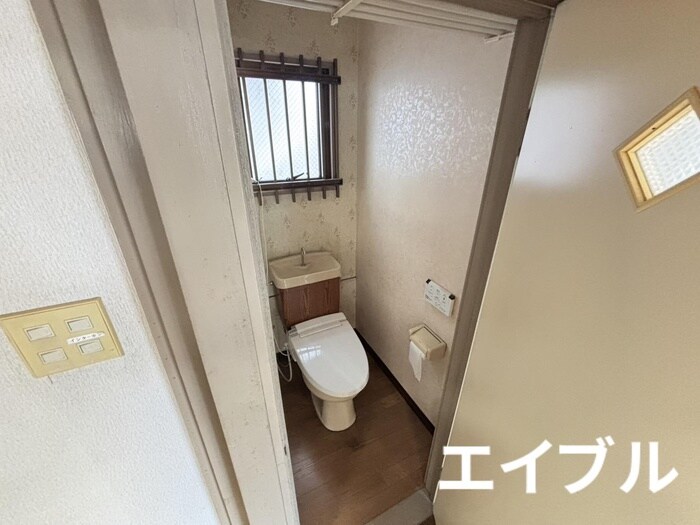 物件内観写真9　(トイレ)