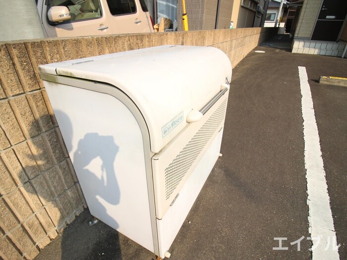 物件外観写真4　(建物設備)