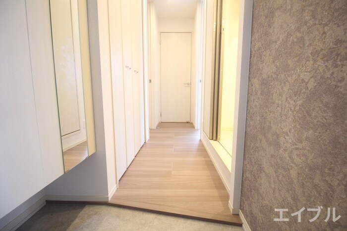 物件内観写真13　(廊下)