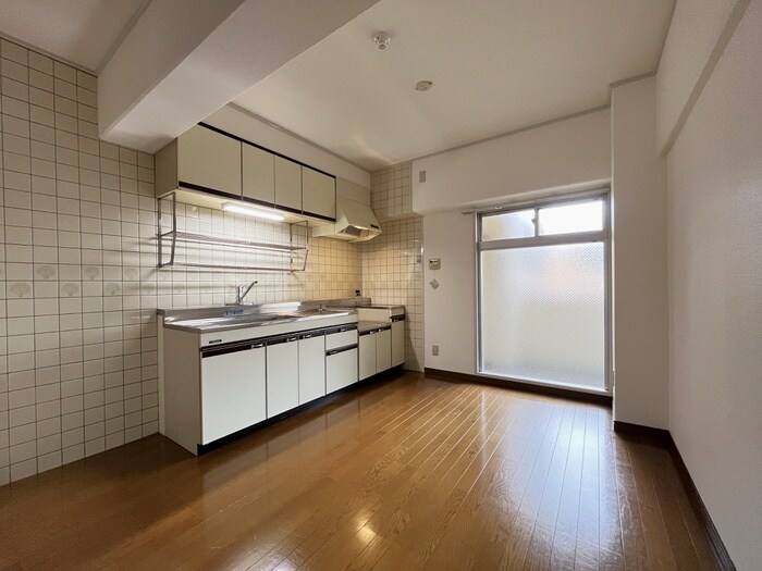 物件内観写真4　(居室)