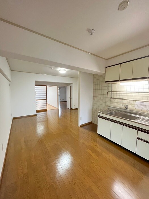 物件内観写真5　(居室)