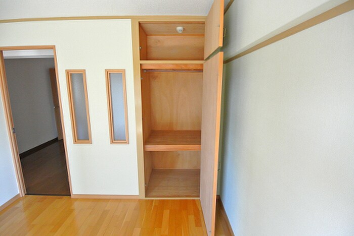 物件内観写真5　(収納)