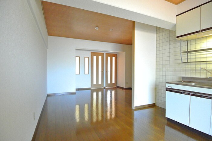 物件内観写真10　(居室)