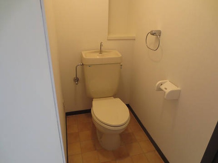 物件内観写真16　(トイレ)