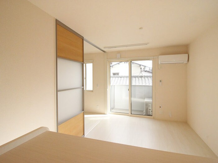 物件内観写真10　(居室)