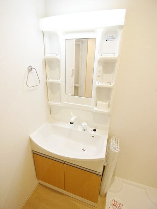 物件内観写真9　(洗面)