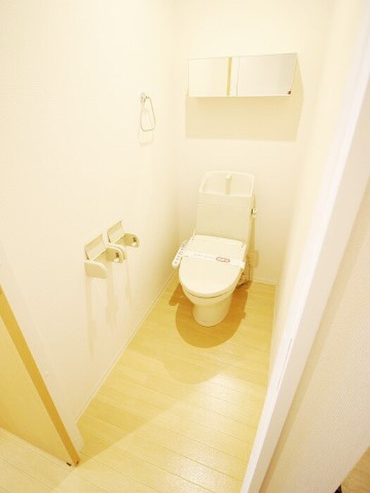 物件内観写真11　(トイレ)