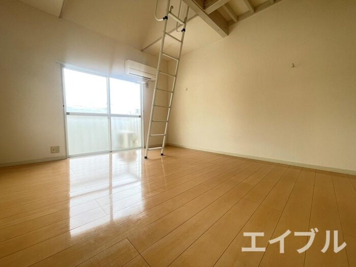 物件内観写真7　(居室)