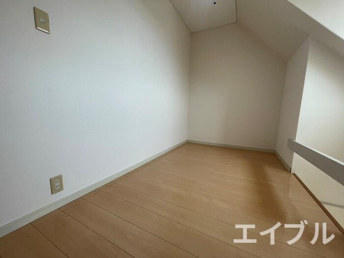 物件内観写真9　(居室)