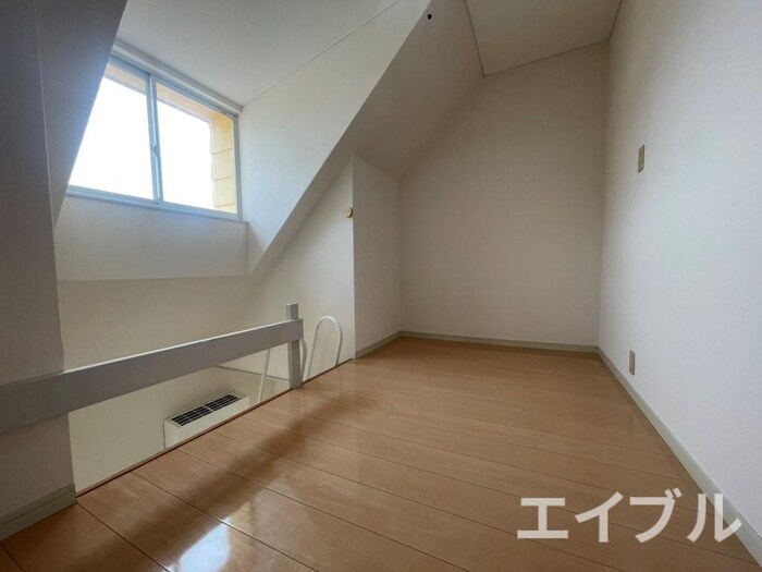 物件内観写真10　(居室)