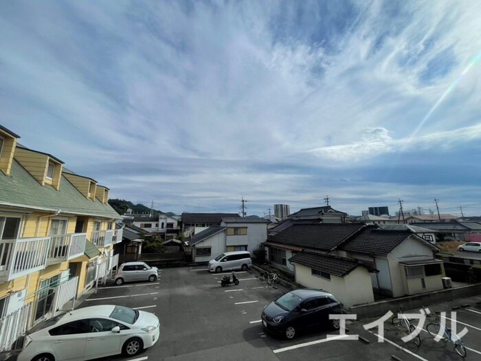 物件内観写真22　(室内からの展望)